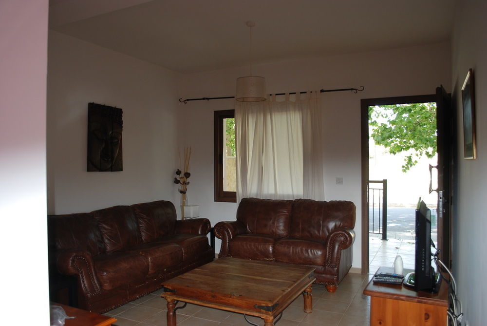 Avra Family Maisonettes Polis Exterior foto